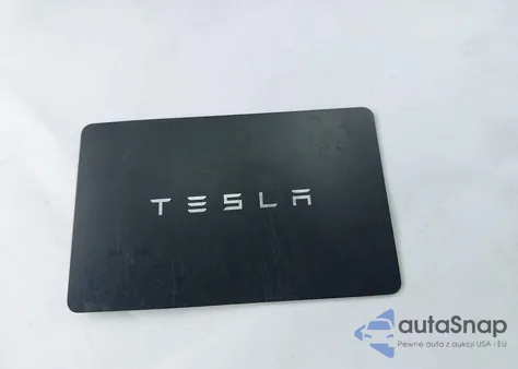 2022 Tesla Model 3 Long Range Dual Motor All-Wheel Drive z USA, uszkodzony, nr VIN 5YJ3E1EB9NF251056